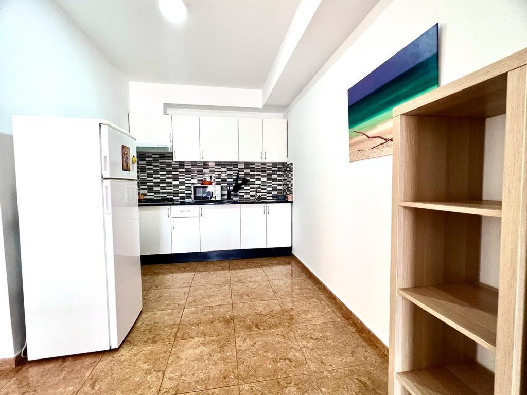 Franmay Apartments - 7 Modern Apartments Near The Beach & City, Perfect For Nomads, Travellers, Families, Watersports! 산타 마리아 외부 사진